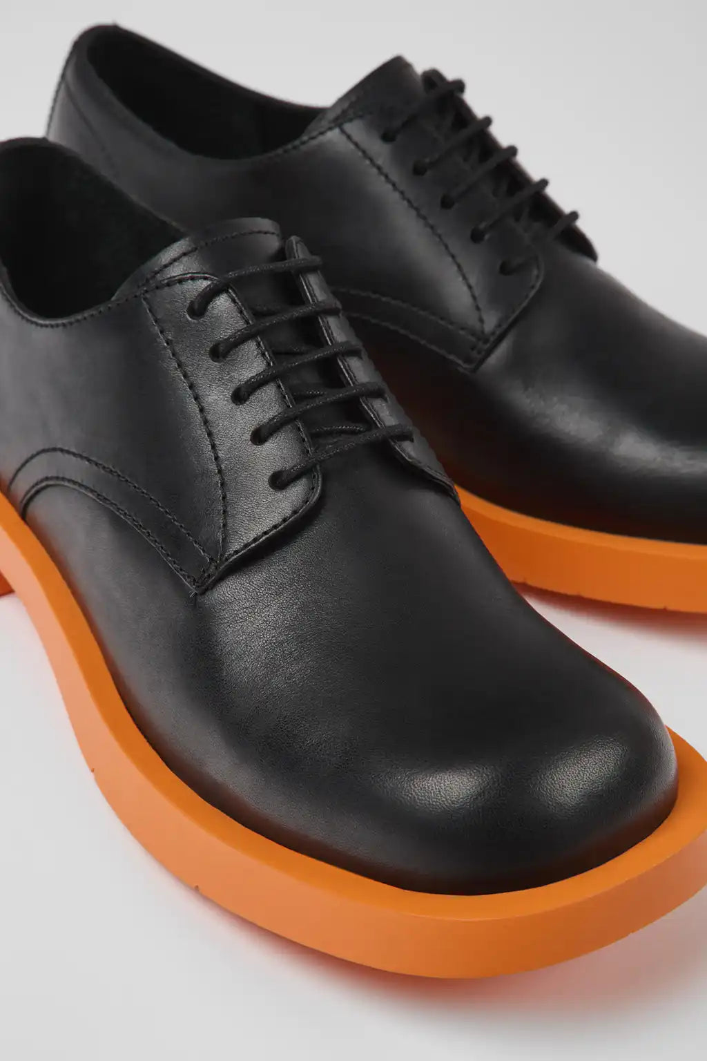 MIL 1978 Black leather shoes for women