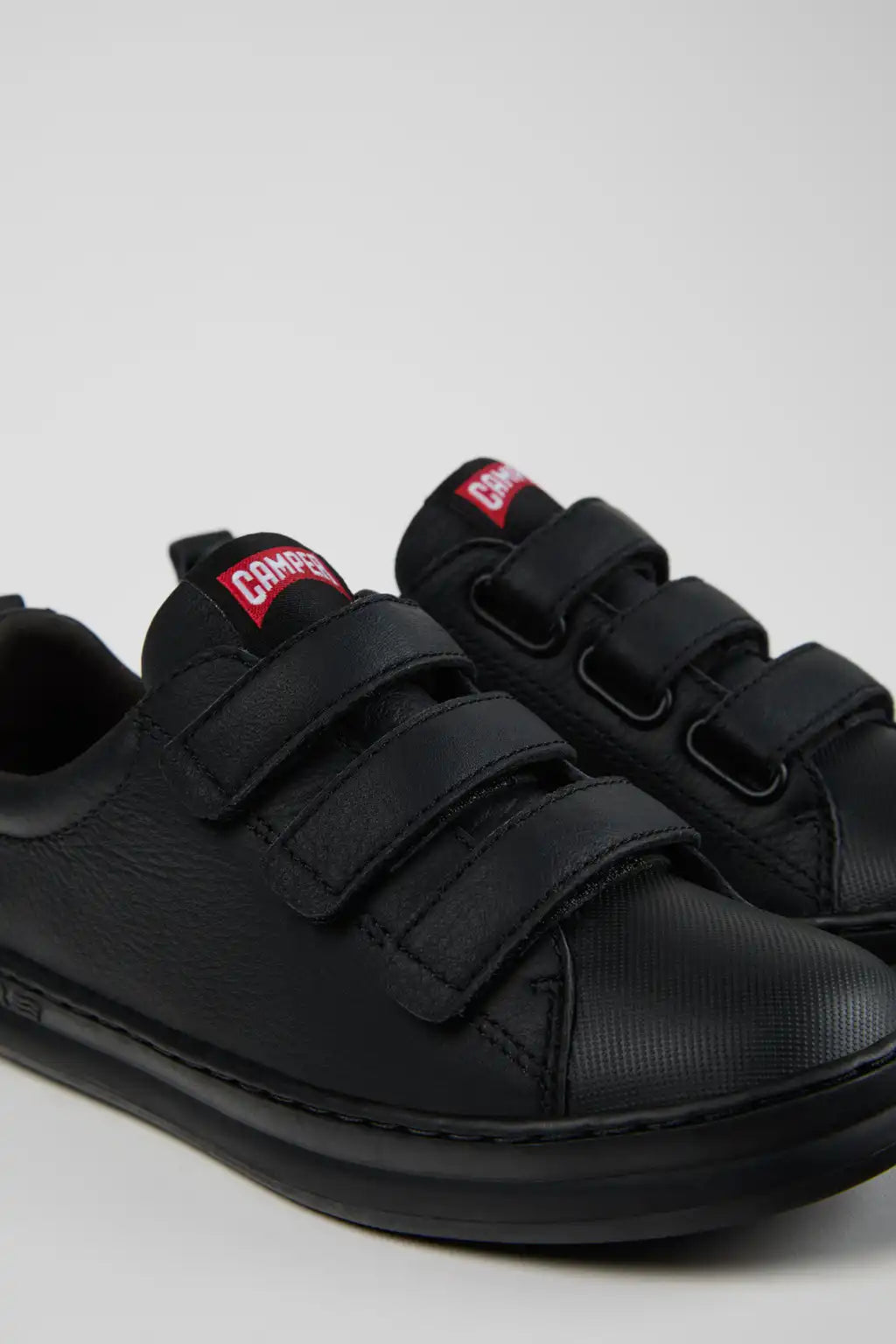 Runner Black Leather and Textile Sneakers for Children.