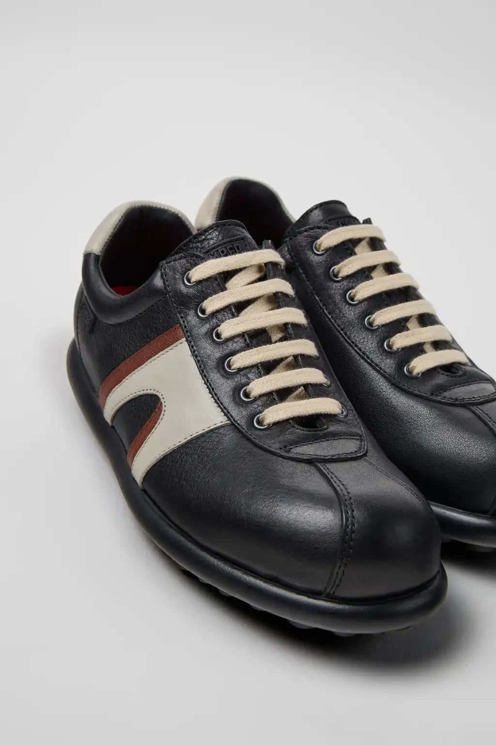Pelotas Multicolor Vegetable-Tanned Leather Shoes for Women.
