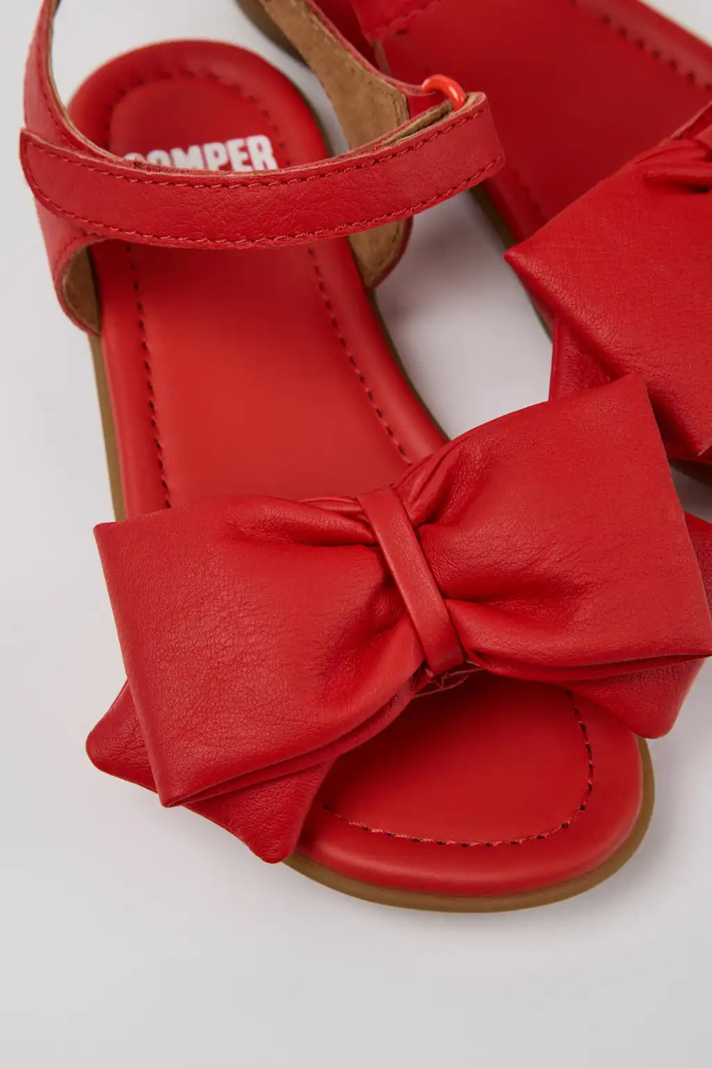 Right Silver Leather Sandals for Kids.
