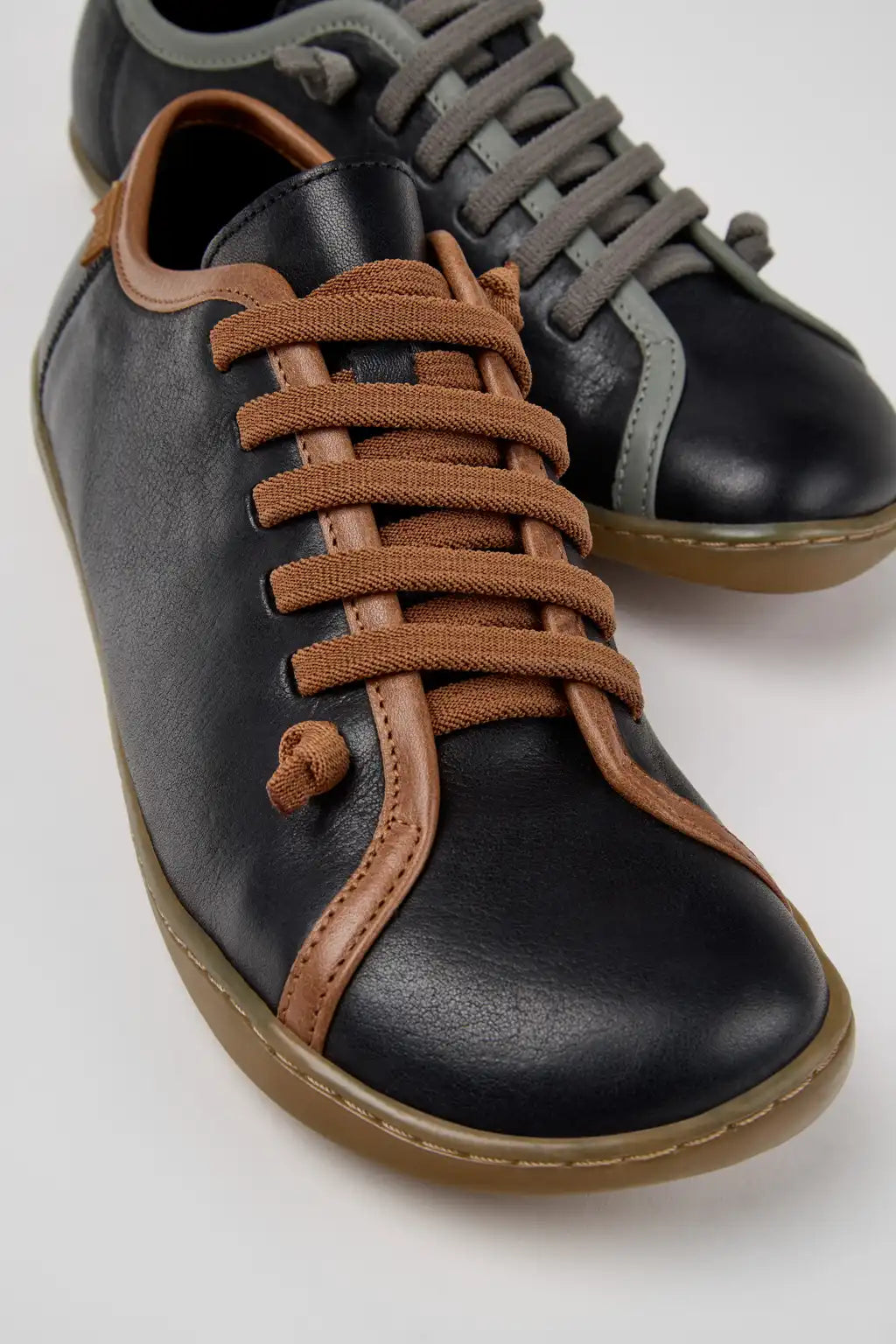 Twins Multicolor Recycled PET and Leather Shoes for Women.