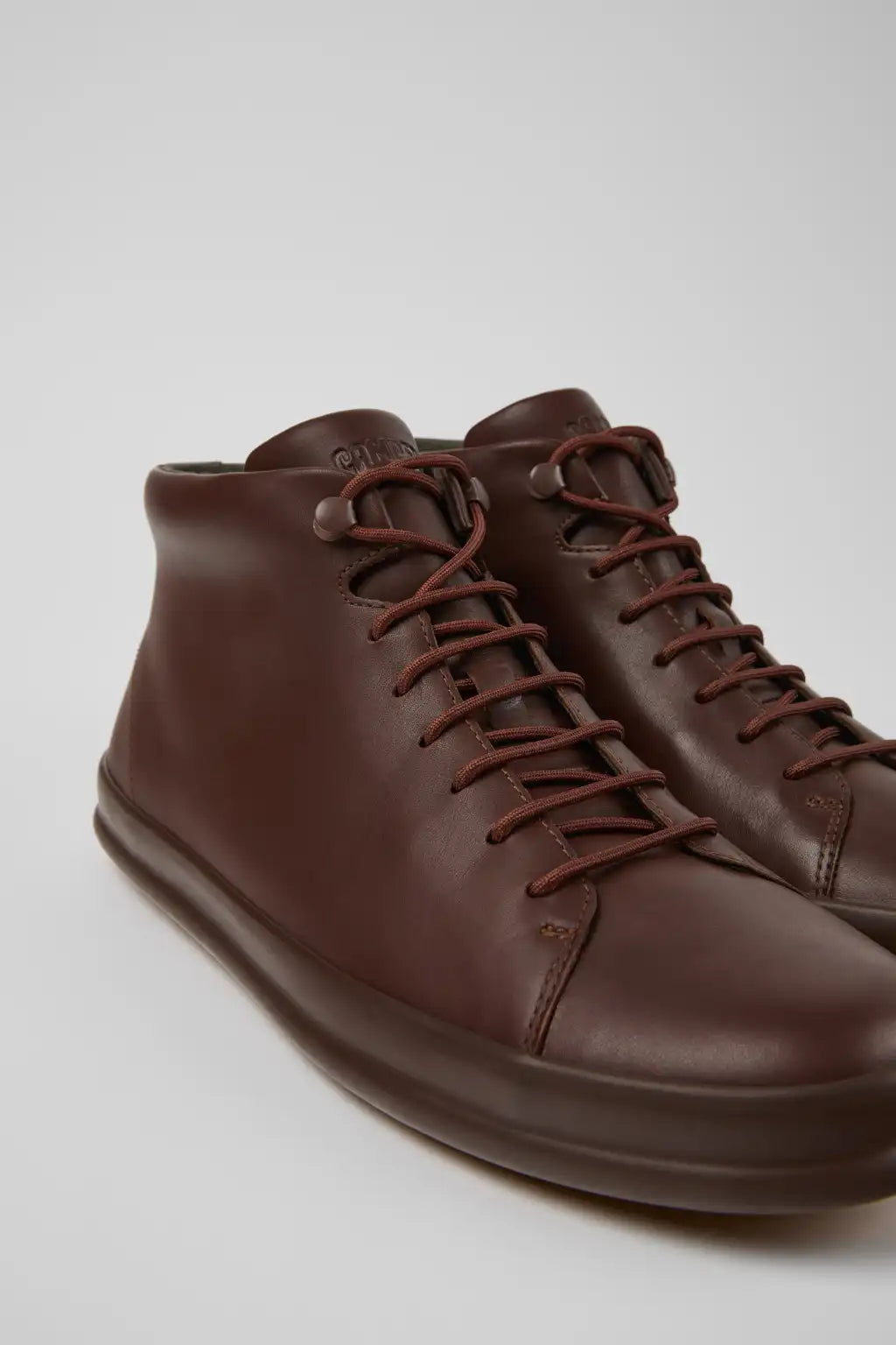 Chasis Sport Black Leather Ankle Boots for Men.