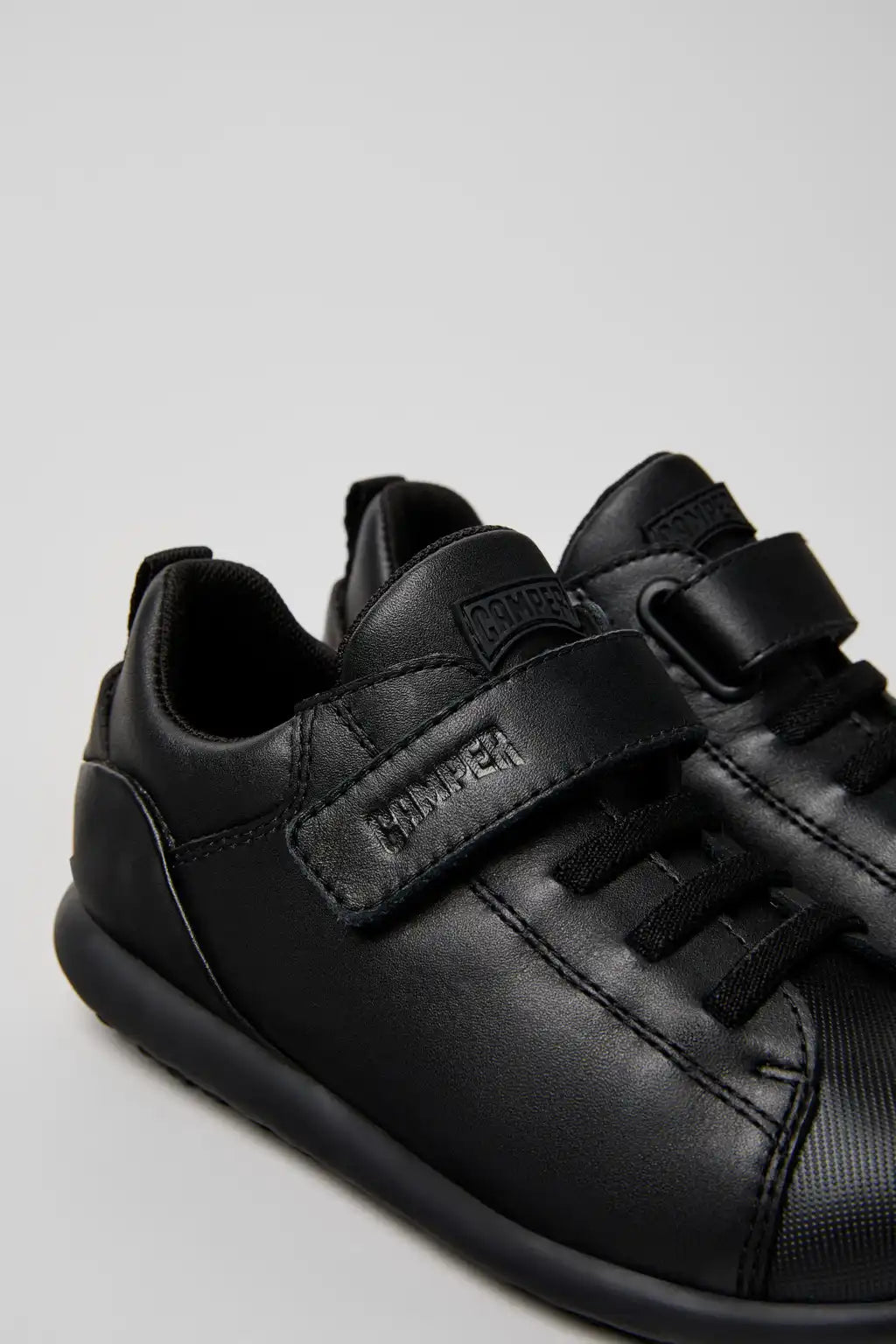 Pelotas Blue Leather and Textile Shoes for Children.