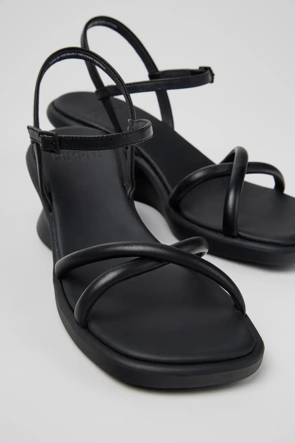 Louise Sandal Black Leather Sandals for Women.