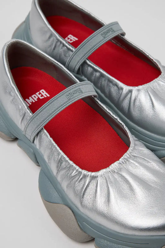 Karst 2 Black Leather Sneakers for Women.