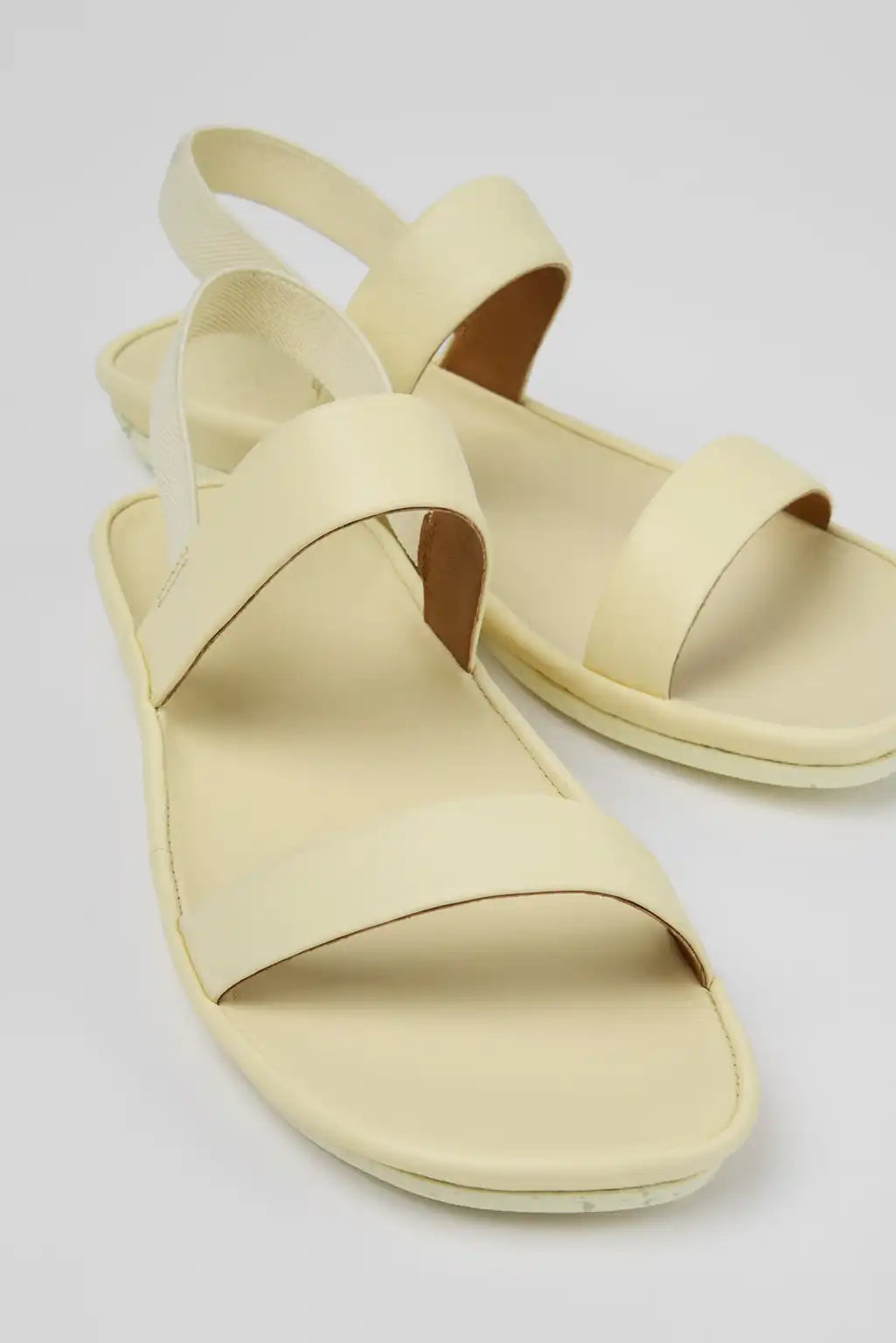 Right Isla Black Leather Sandals for Women.