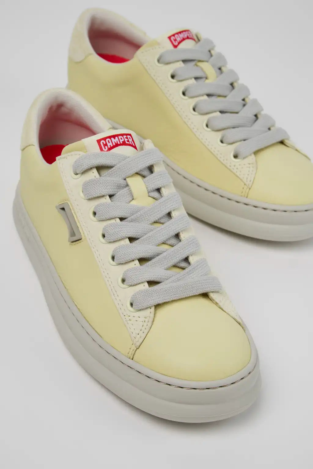 Runner Green Leather and Nubuck Sneakers for Women.