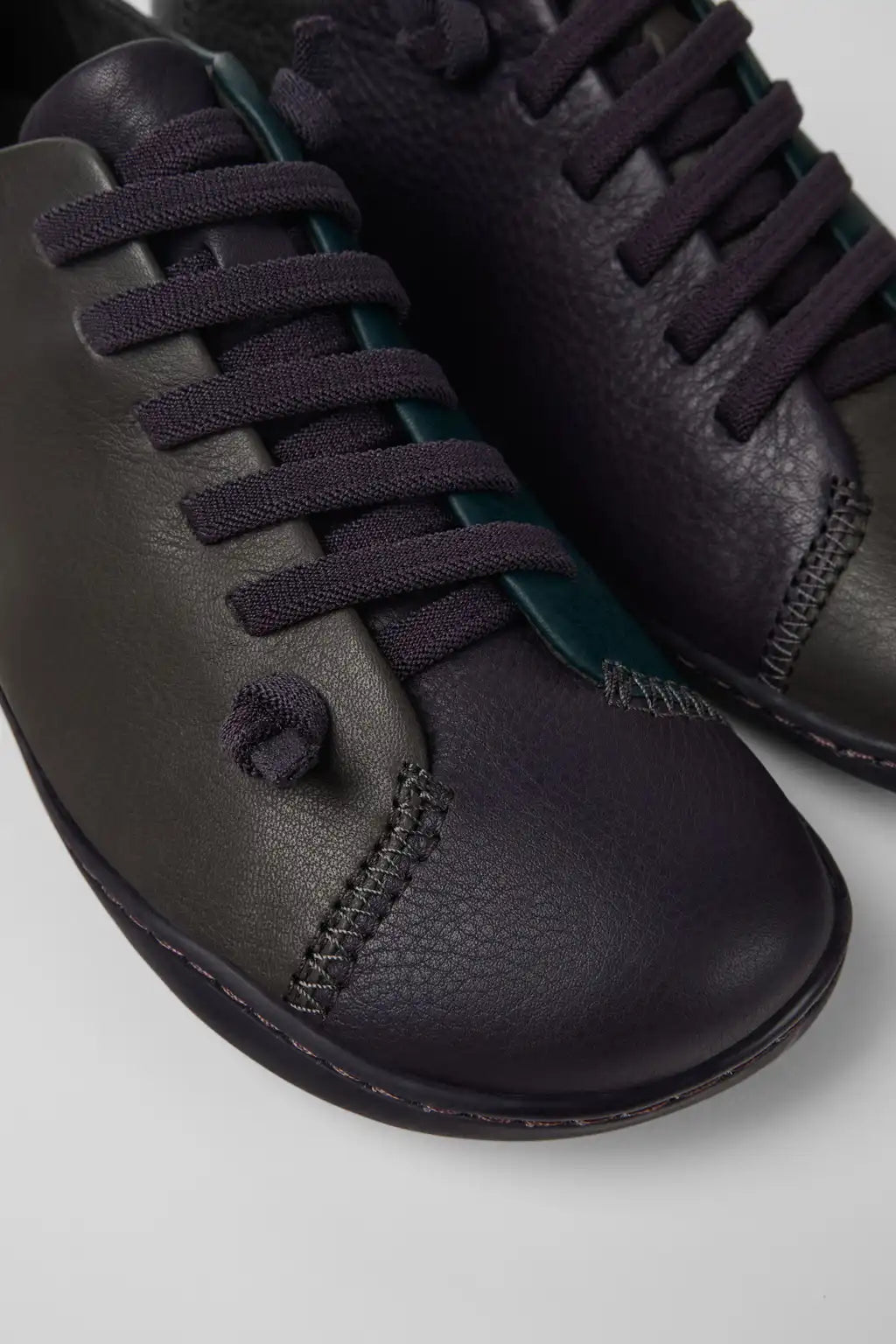 Peu Black Leather Shoes for Women.