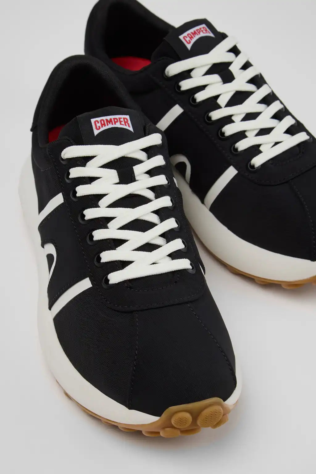 Pelotas Athens Multicolor Stitch-Free Sneakers for Men.