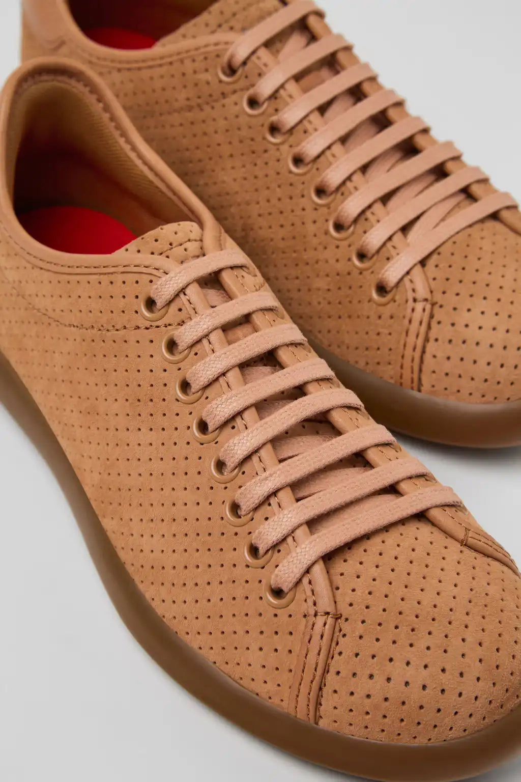 Pelotas Soller White Leather Sneakers for Women.