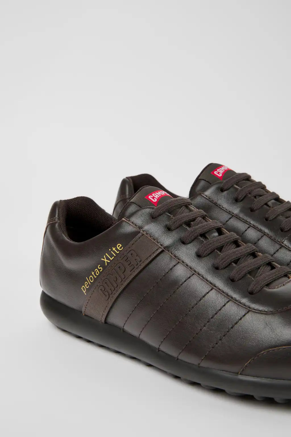Pelotas XLite Black Leather Shoes for Men.