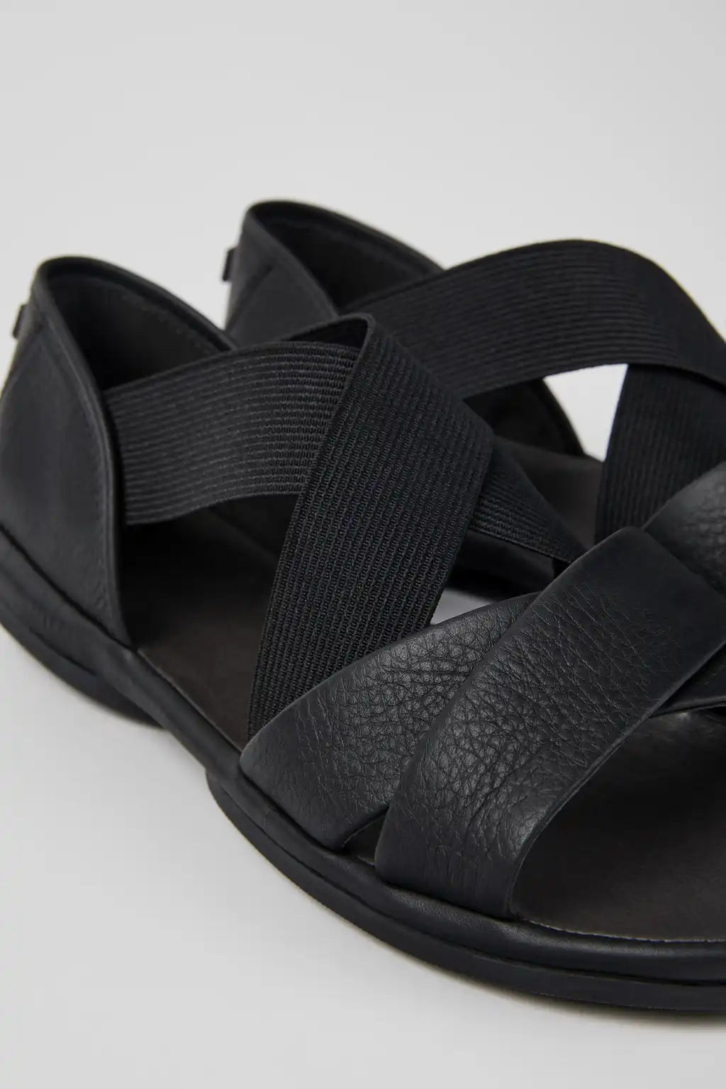 Right Gray Leather Cross-strap Sandal for Women