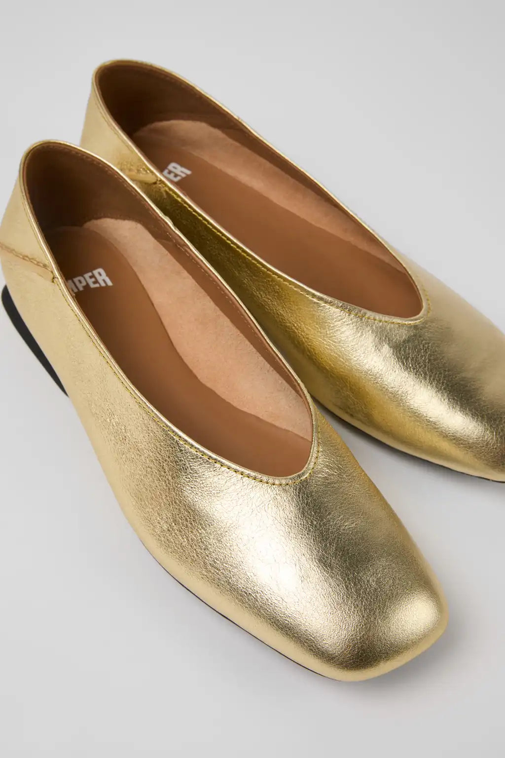 Casi Myra Black Leather Ballerinas for Women.