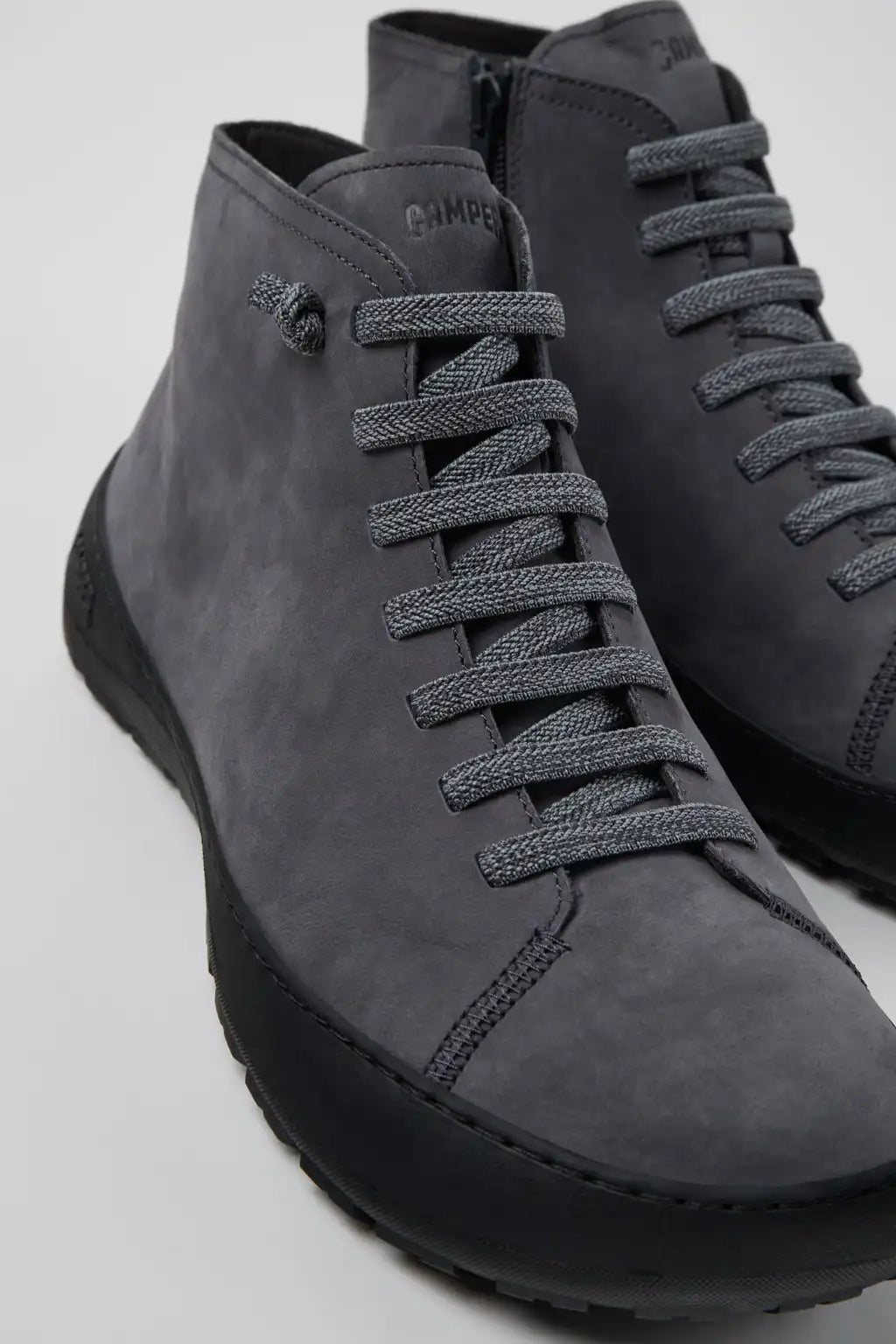 Peu Serra Black Leather Ankle Boots for Men.