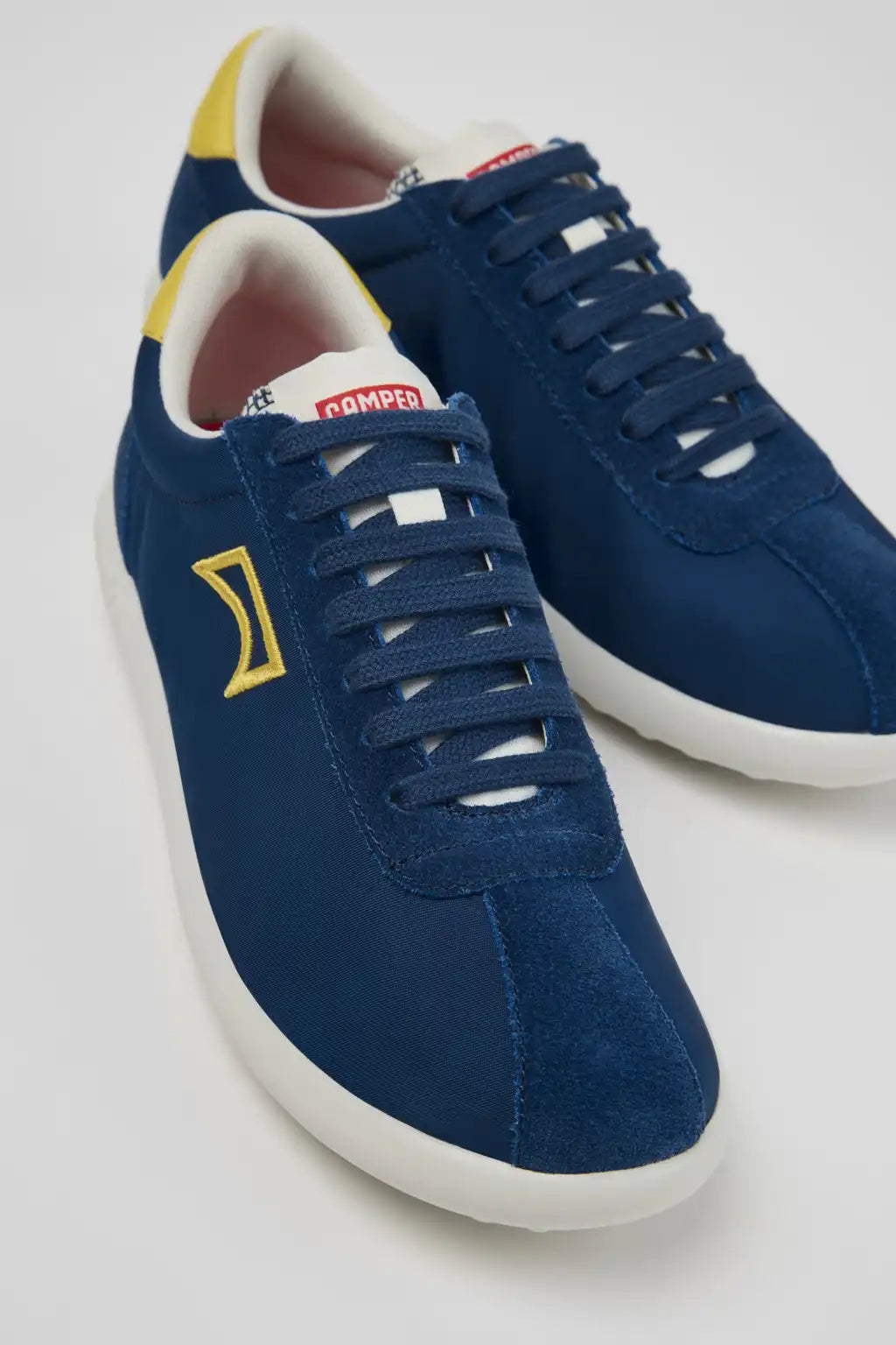 Pelotas XLite Beige Recycled PET and Nubuck Women's Sneakers.