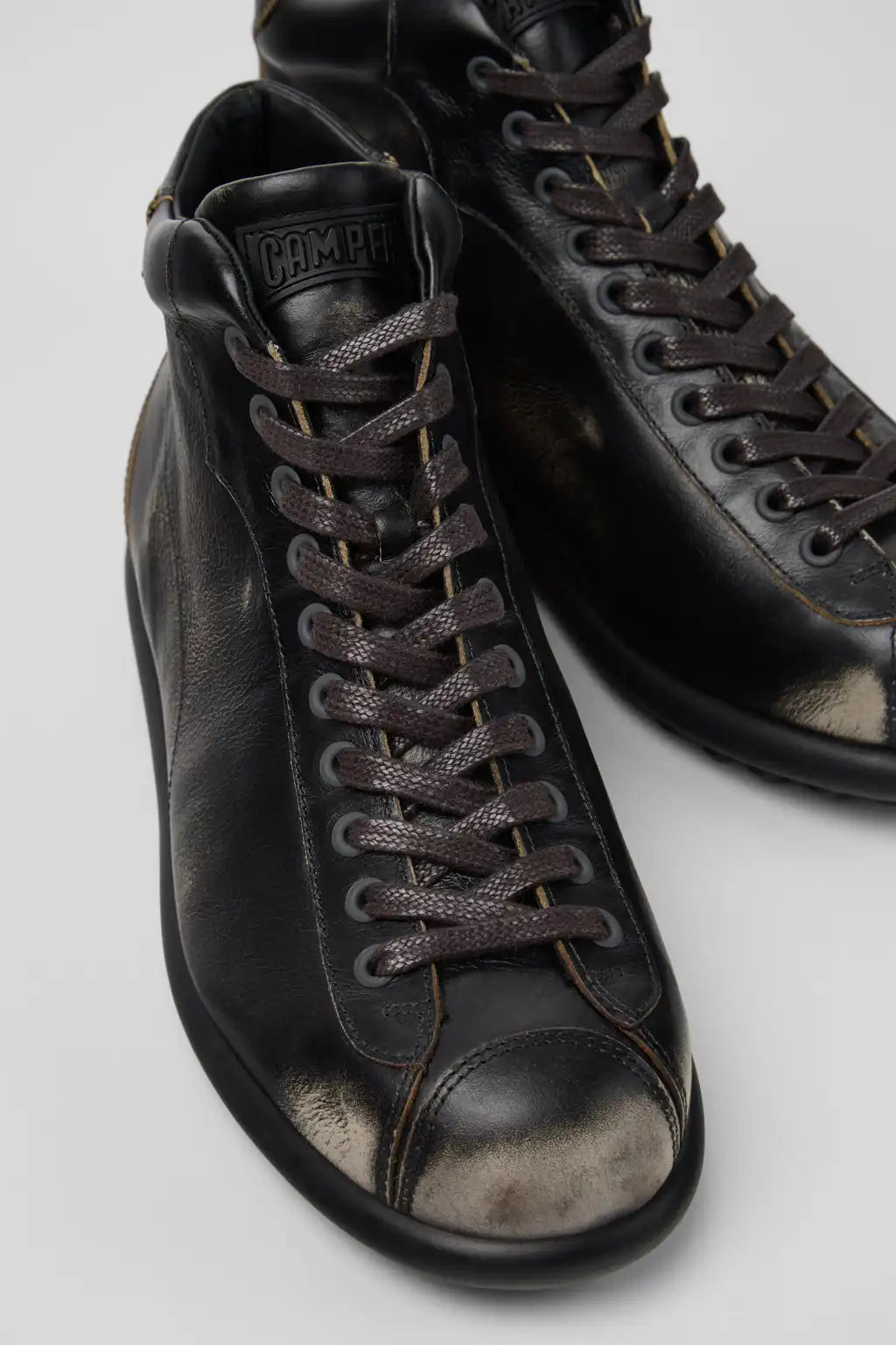 Pelotas Black Vegetable-Tanned Leather Ankle Boots for Men.