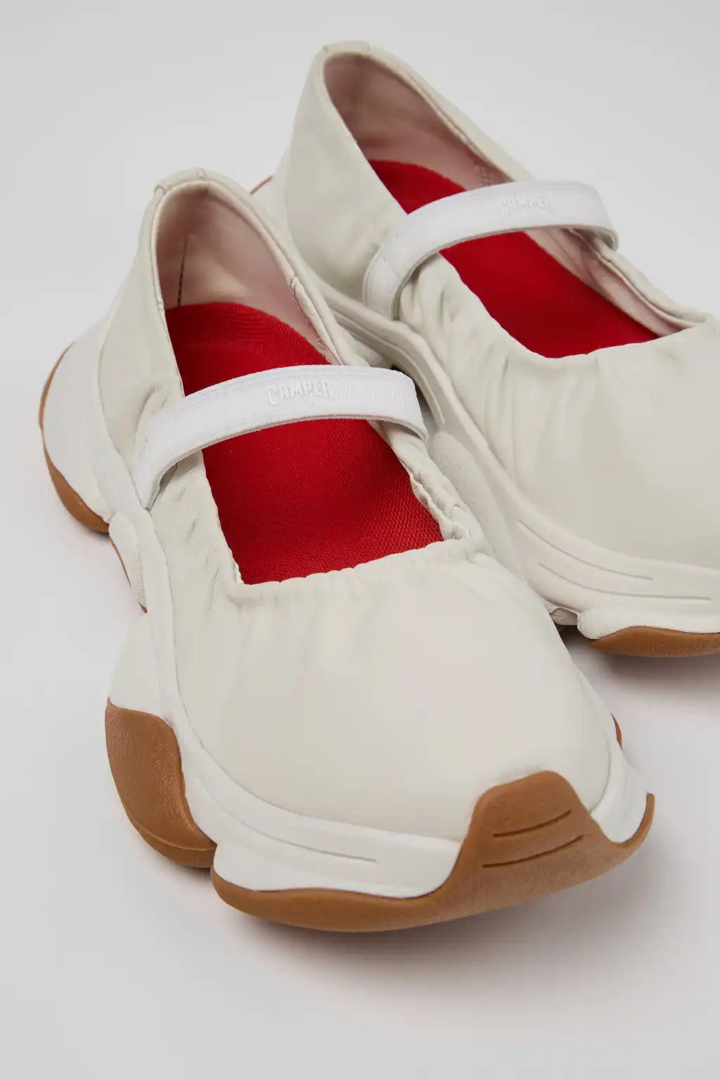 Karst 2 Black Leather Sneakers for Women.