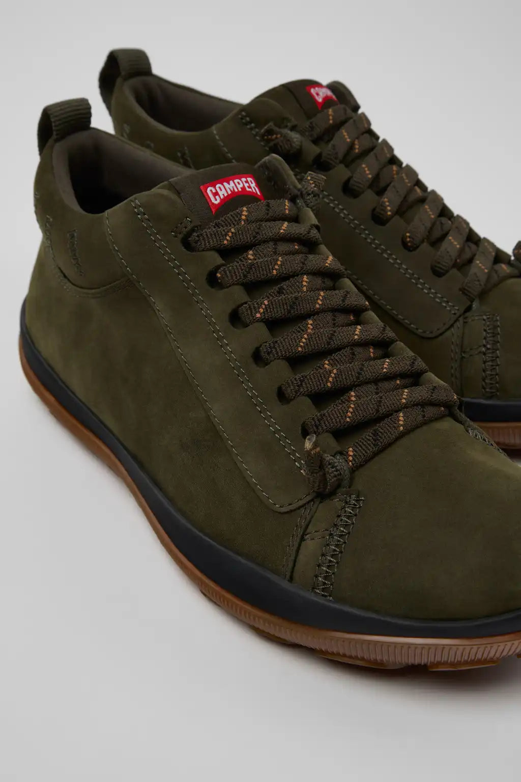 Peu Pista GM GORE-TEX Gray Nubuck Ankle Boots for Men.