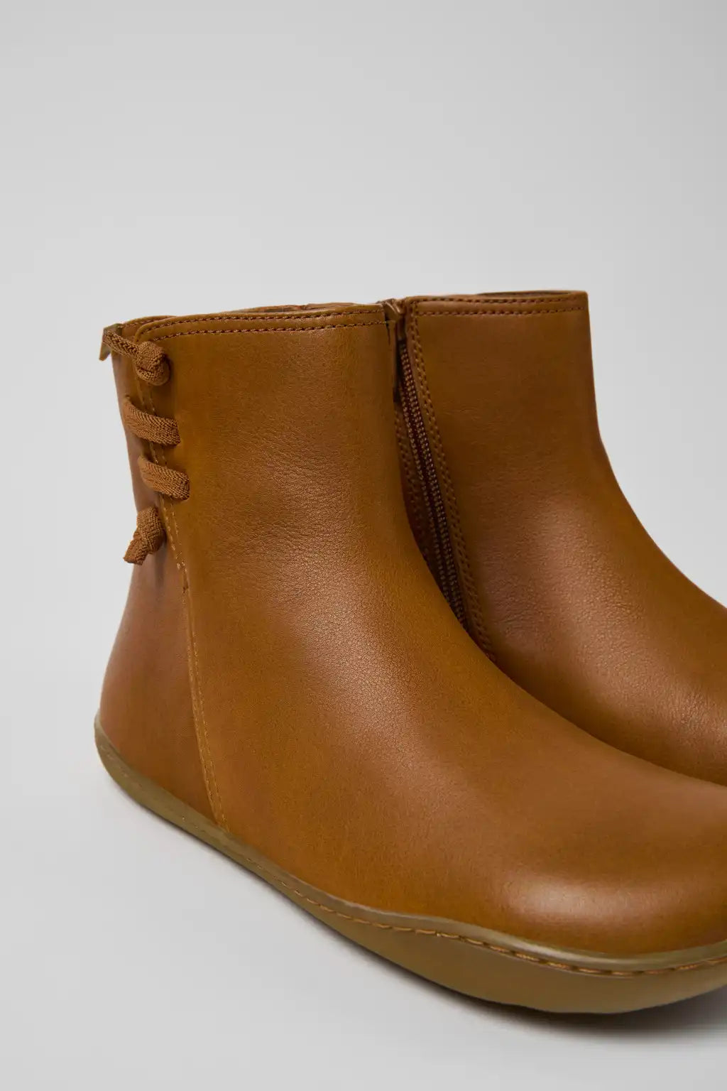 Peu Black Leather Ankle Boots for Women.