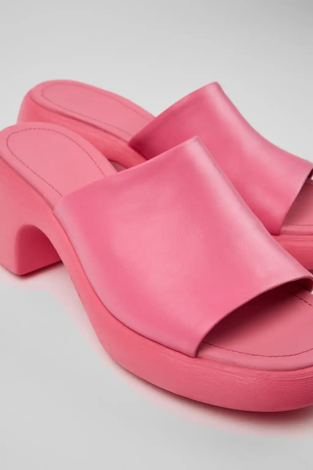 Thelma Sandal Black Leather Sandals for Women.