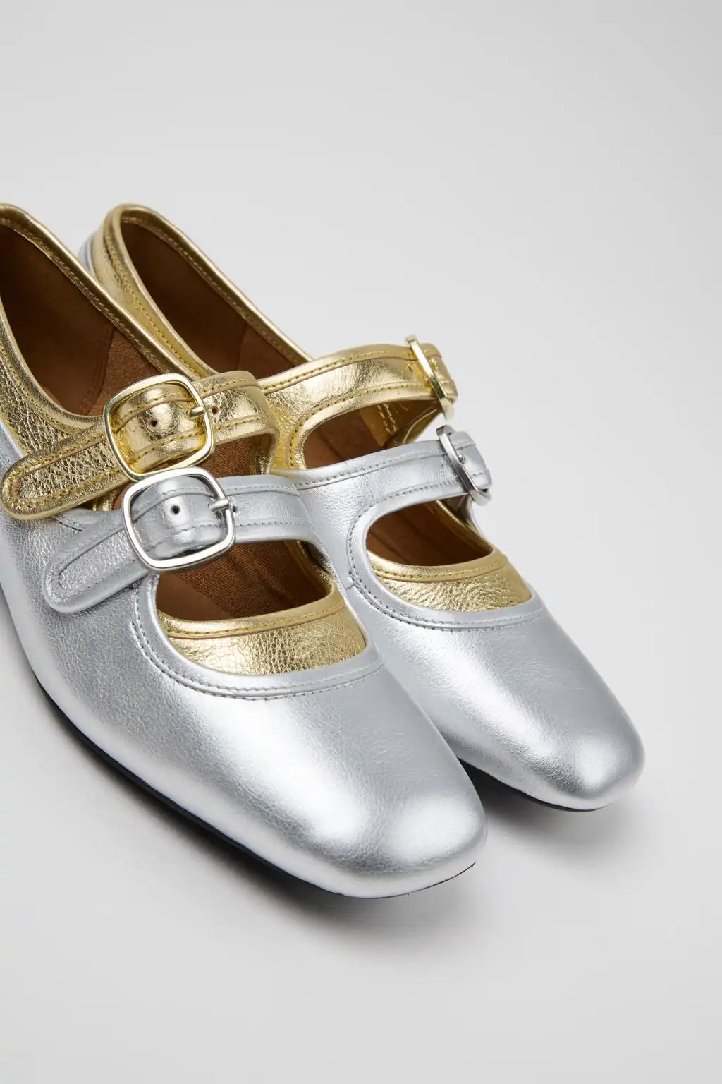 Casi Myra Black Leather Ballerinas for Women.