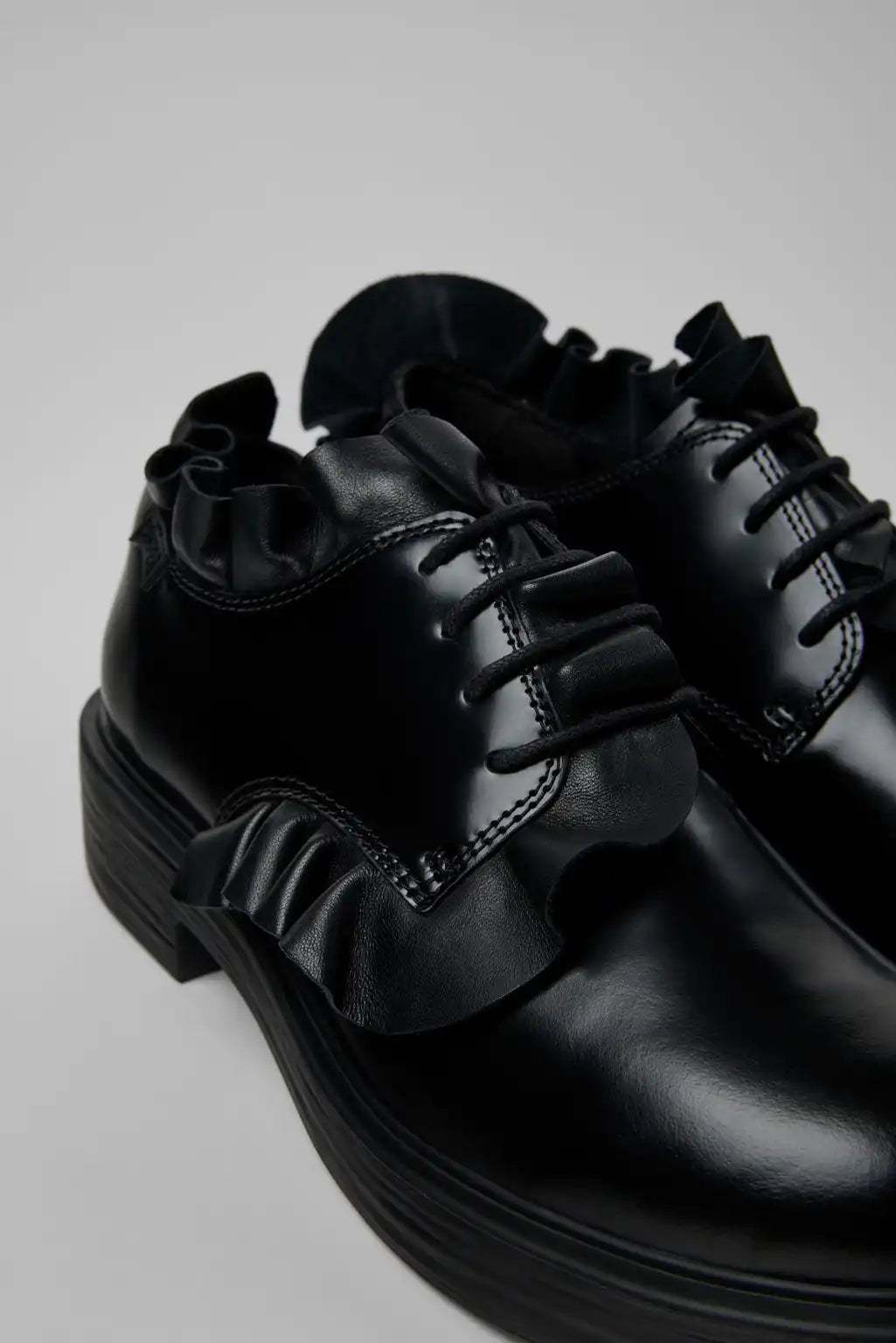 Dean Black Leather Shoes for Women.