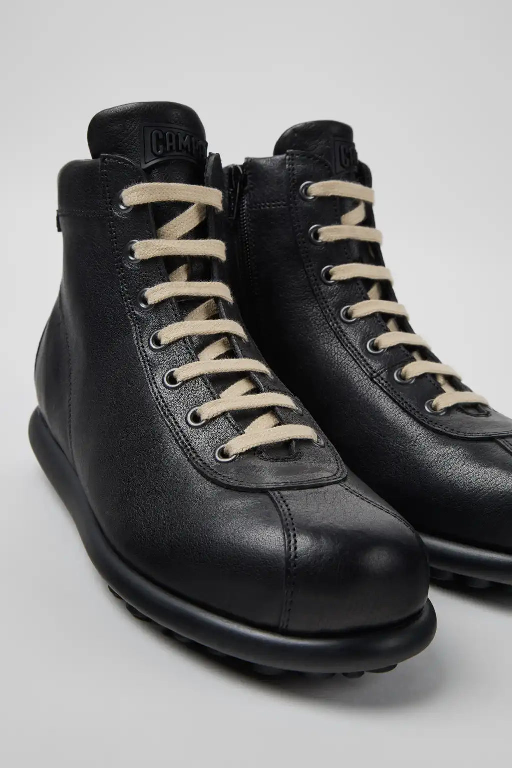 Pelotas Brown Leather Ankle Boots for Men.