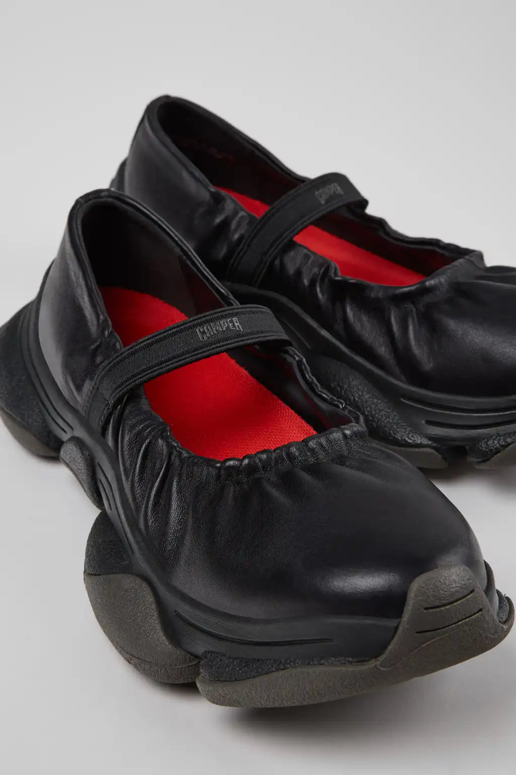 Karst 2 Black Leather Sneakers for Women.