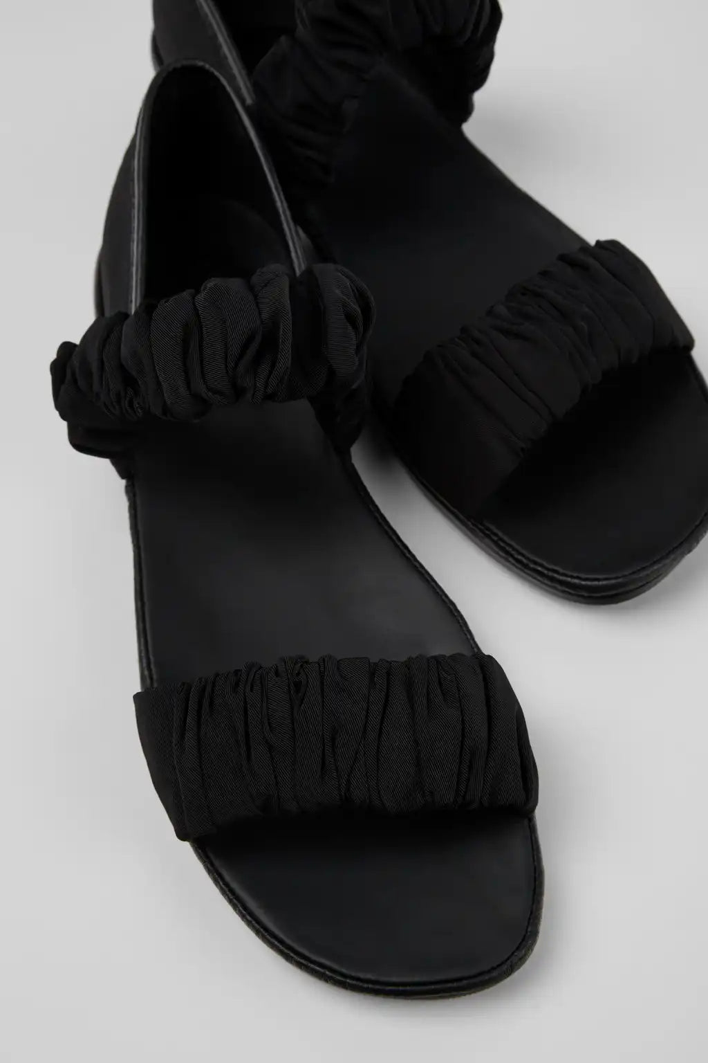 Right Green Recycled PET and Leather Sandals for Women.