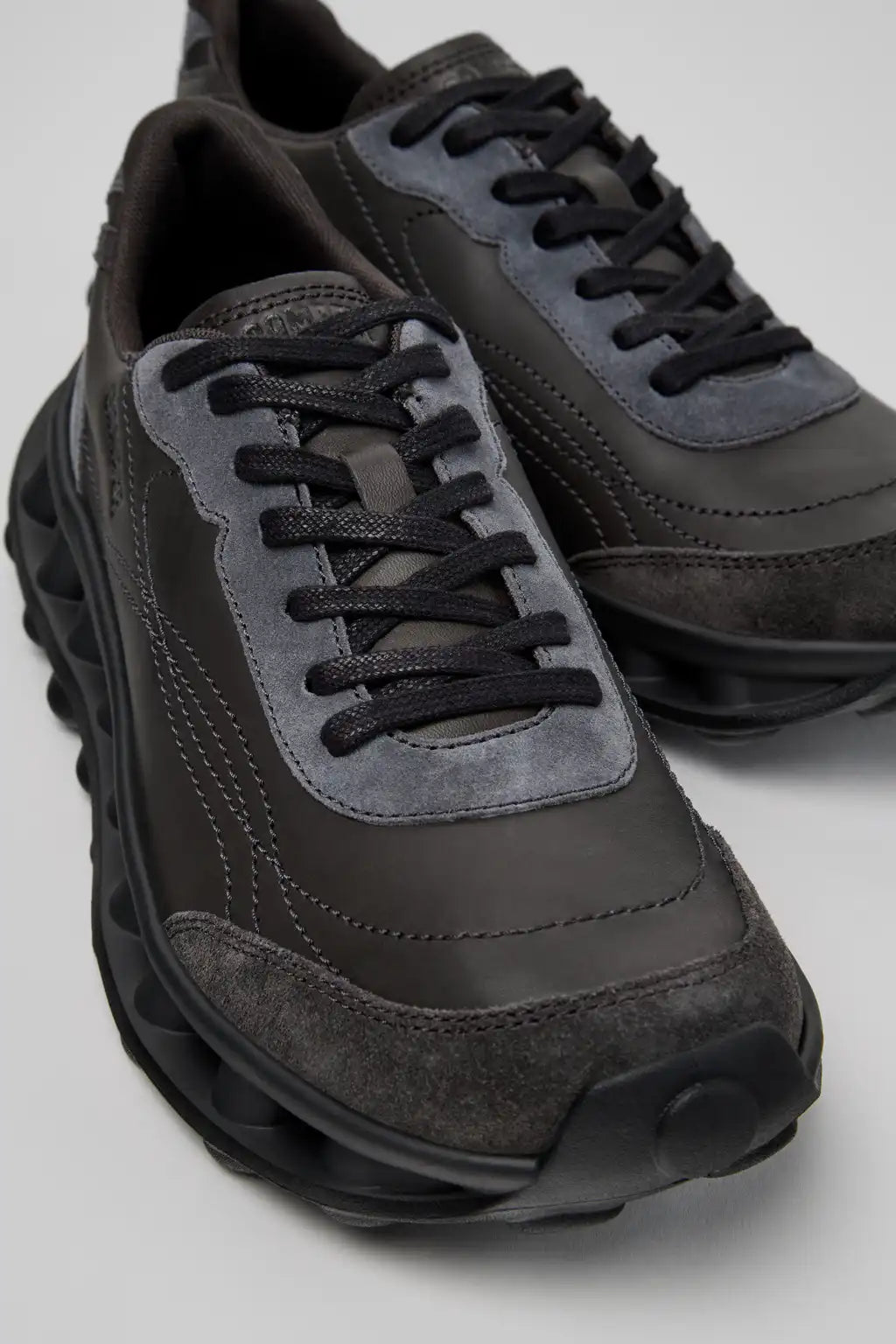 Pelotissima Brown Leather and Nubuck Sneakers for Men.