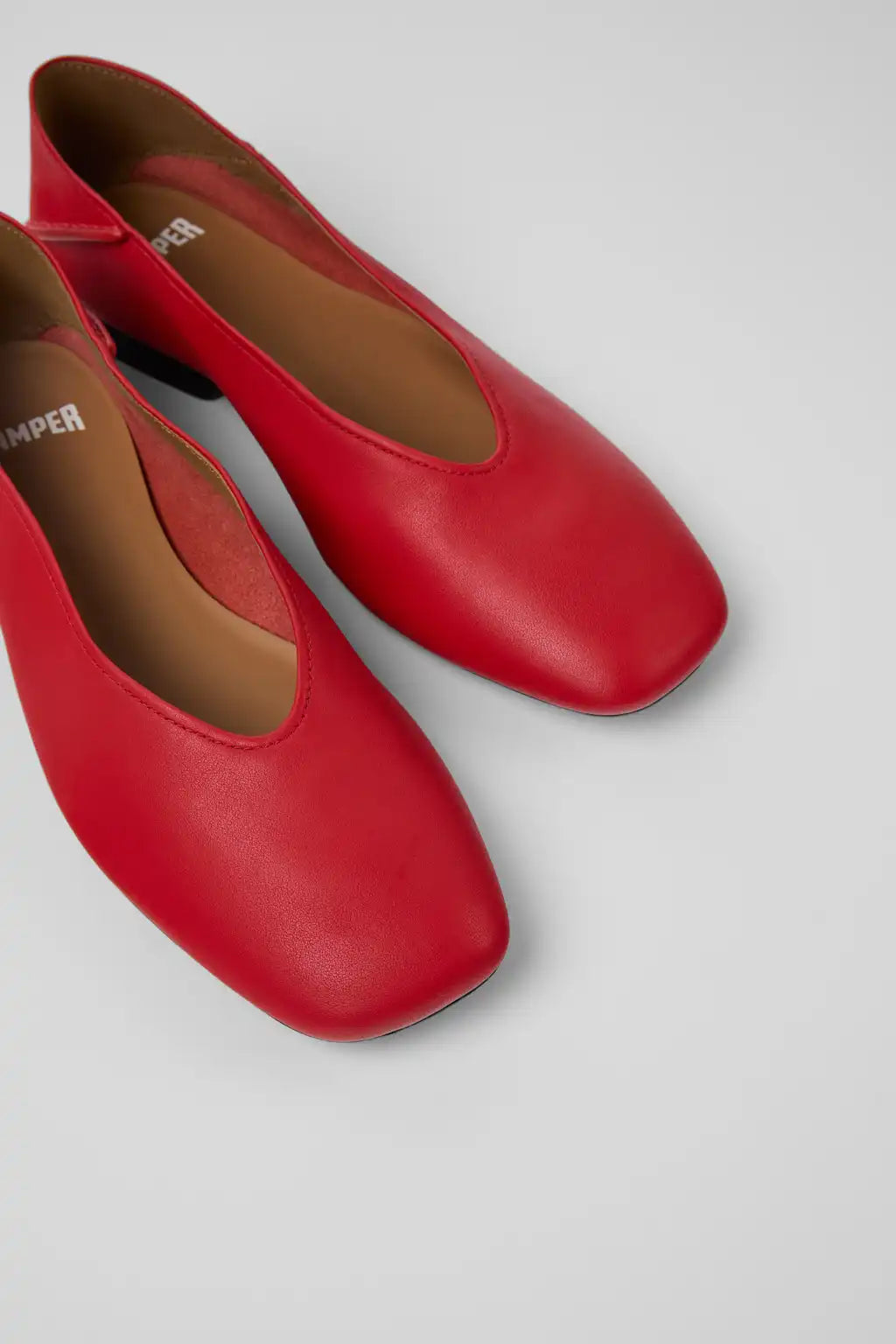 Casi Myra Black Leather Ballerinas for Women.