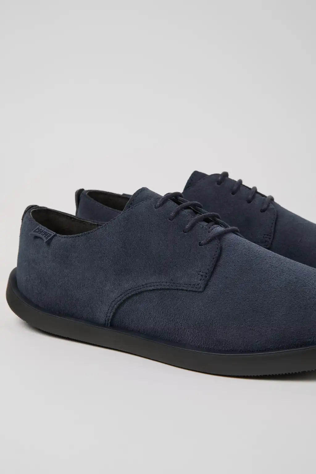 Wagon Black Leather Shoes for Men.
