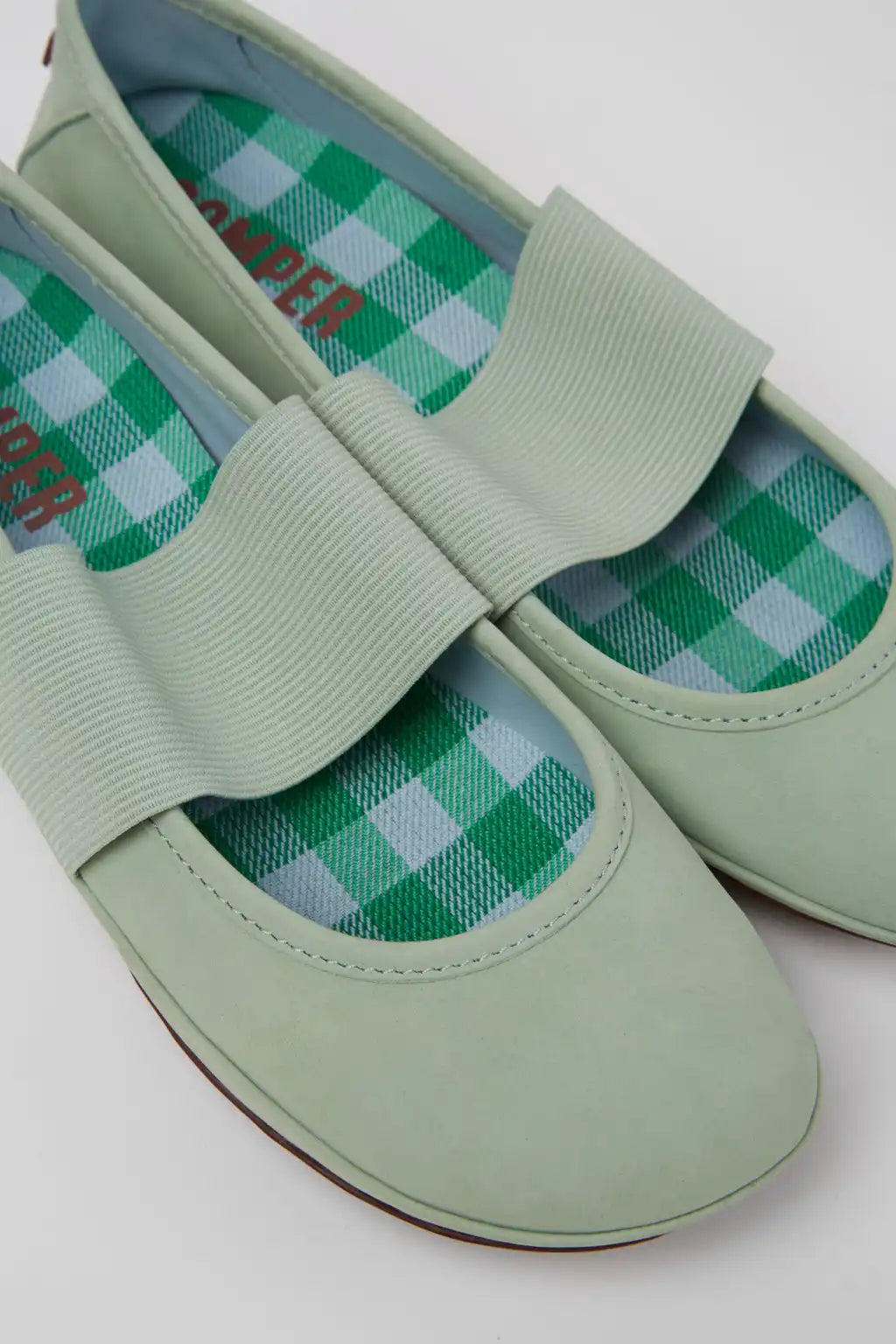 Right Nina Black Leather Ballerinas for Women.