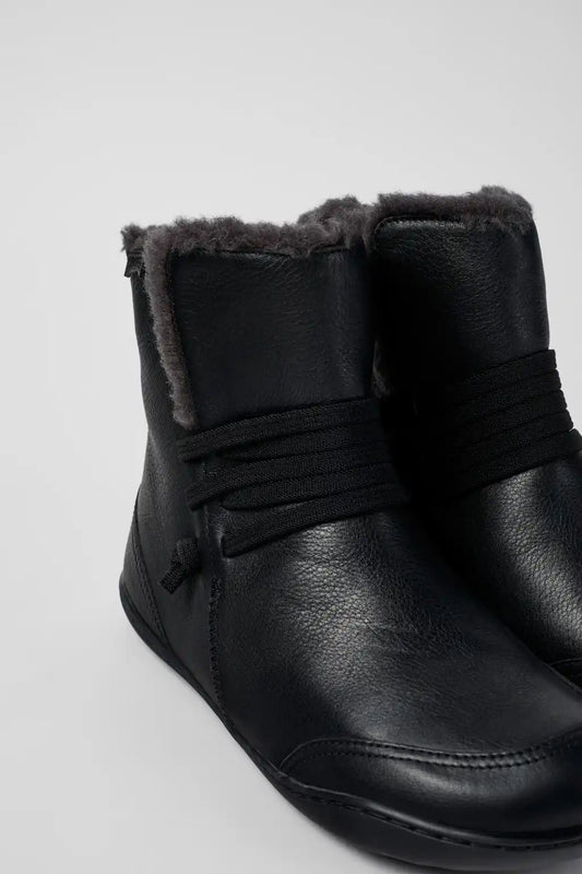 Peu Black Leather Ankle Boots for Women.