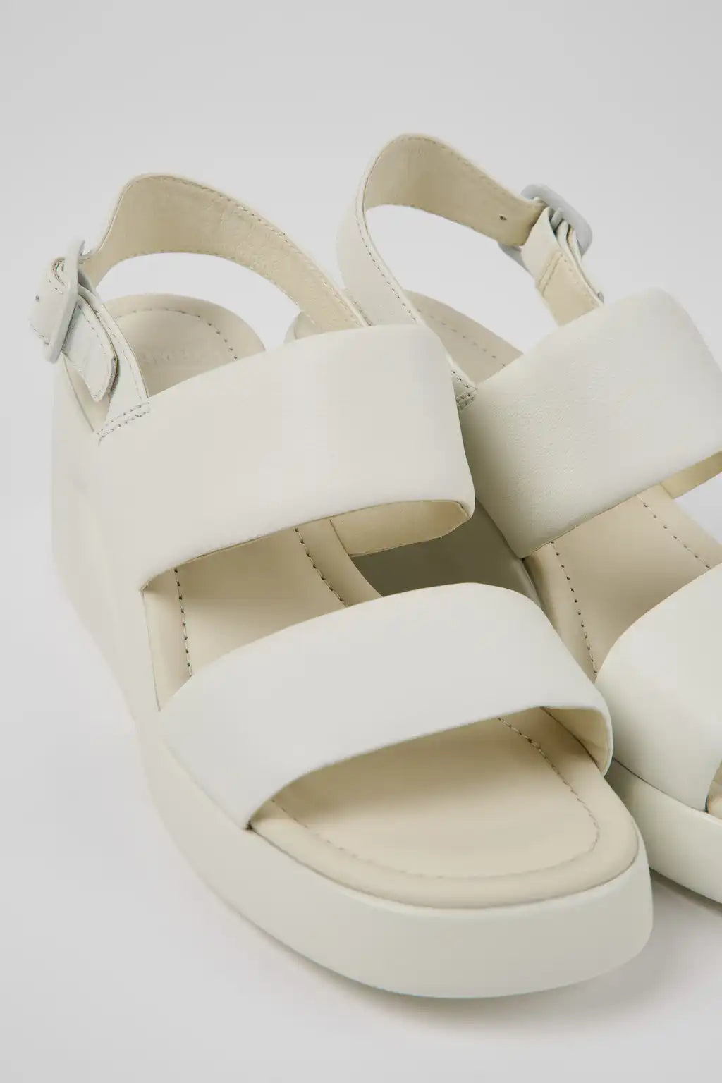 Kaah Black leather sandals for women