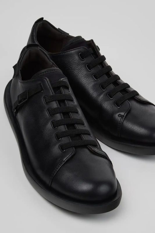 Wagon Black Leather and Textile Shoes for Men.