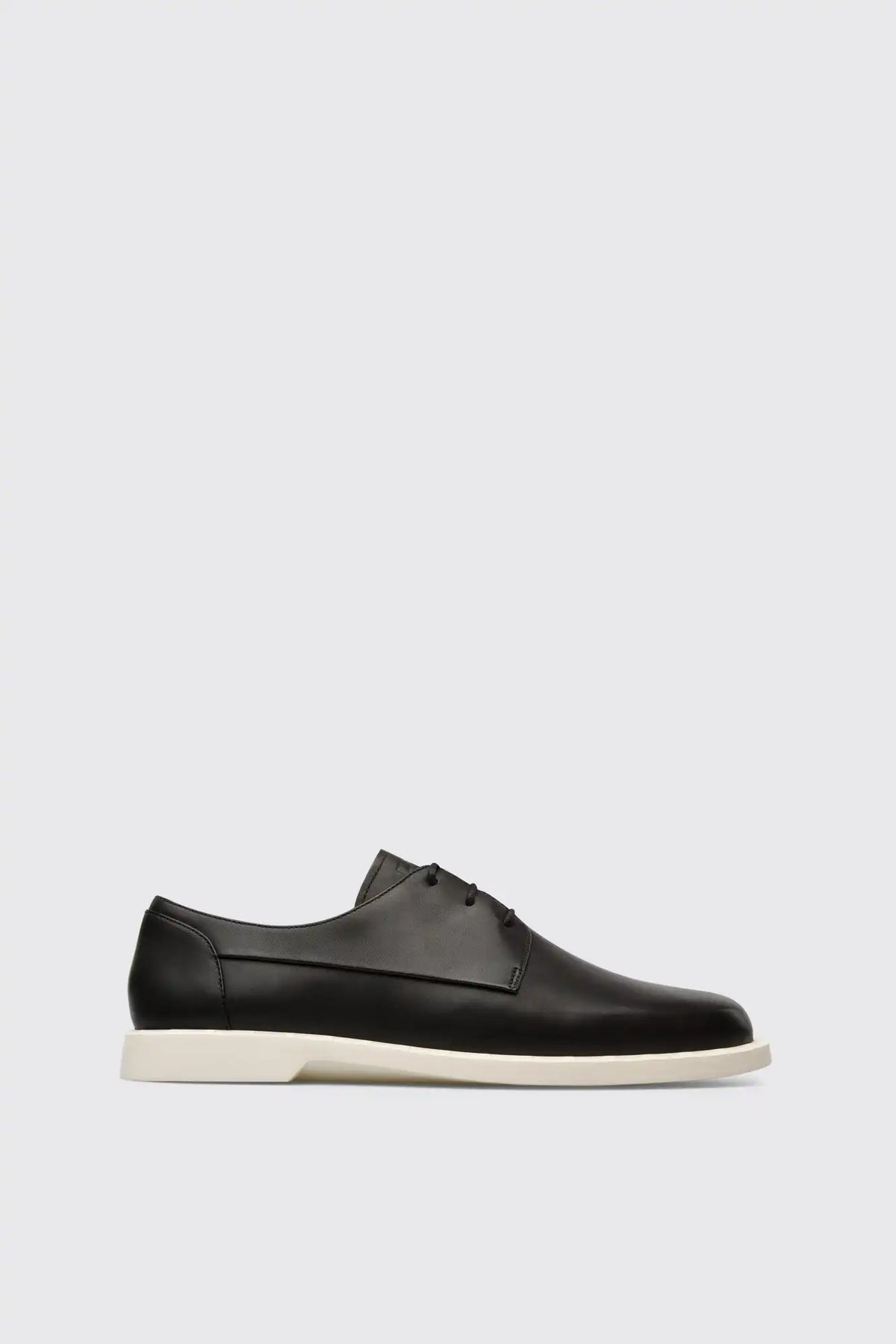 Juddie Women’s black lace-up shoe