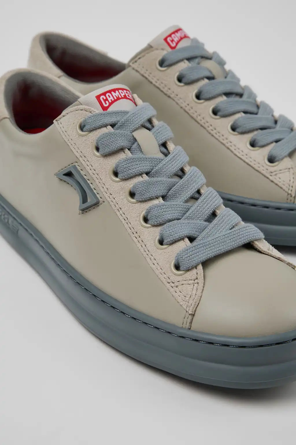 Runner Green Leather and Nubuck Sneakers for Women.