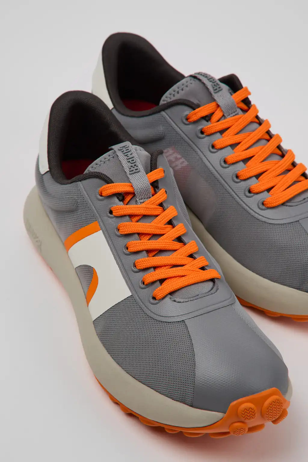 Pelotas Athens Multicolor Stitch-Free Sneakers for Men.