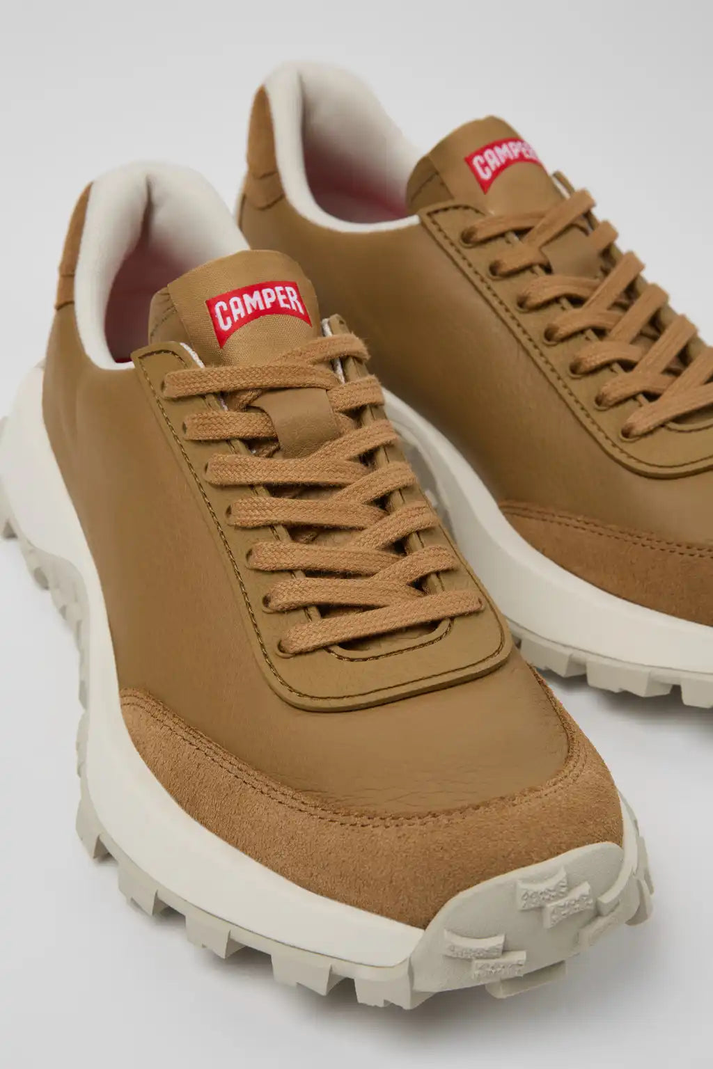 Drift Trail Gray Leather and Nubuck Sneakers for Women.