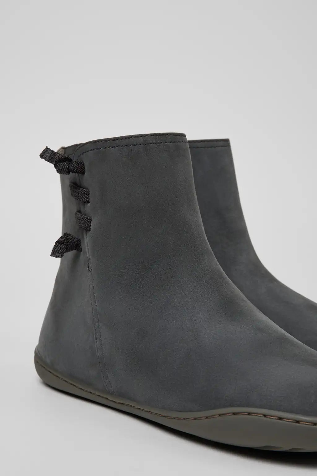 Peu Black Leather Ankle Boots for Women.