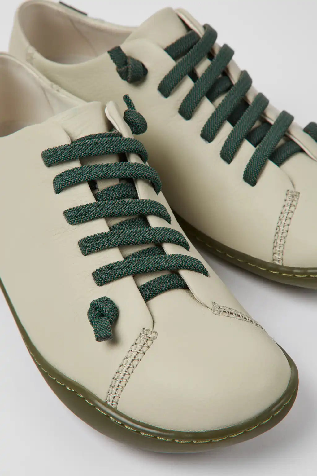 Peu Black Leather Shoes for Women.