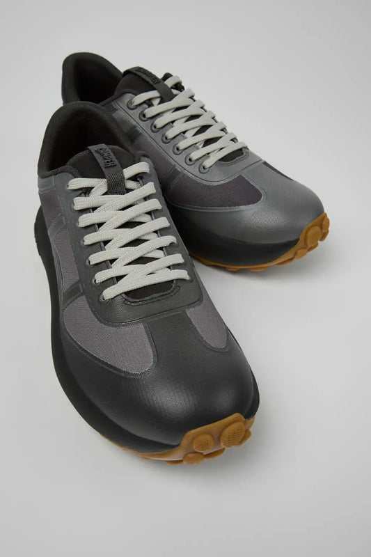 Twins Gray Stitch-Free Sneakers for Men.