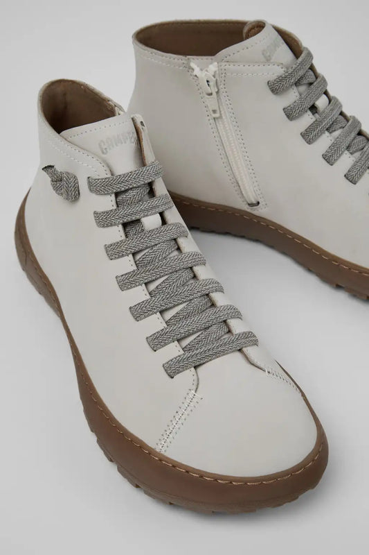 Peu Serra 360º Durable White Leather Ankle Boots for Women.