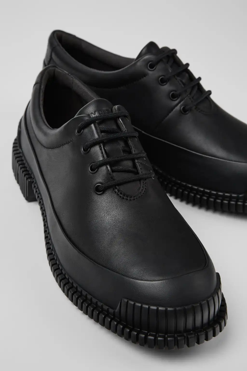 Pix Pink and black leather lace-up shoes for women