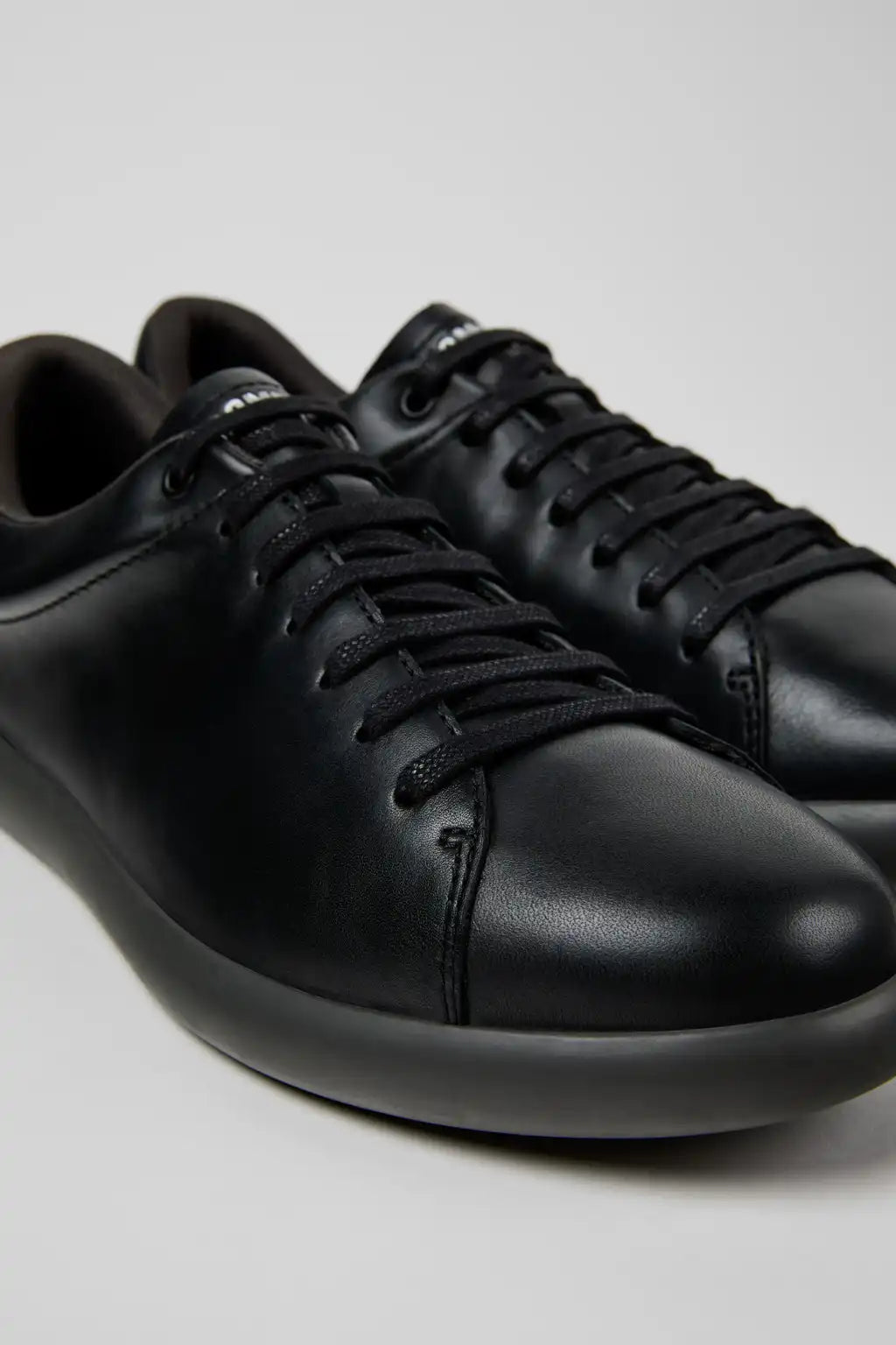 Pelotas Soller Brown Leather Sneakers for Men.